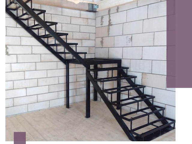 Лестницы на металлокаркасе под ключ в Бердске — изготовление и монтаж