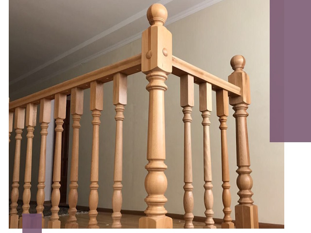 Деревянные перила на заказ в Бердске: монтаж и изготовление