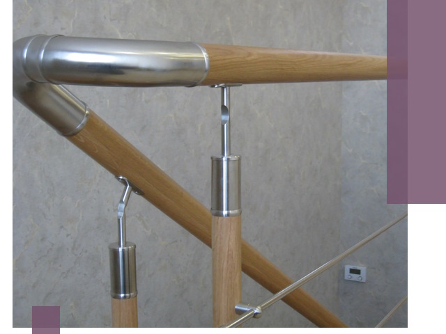 Комбинированные перила на заказ в Бердске — монтаж и производство