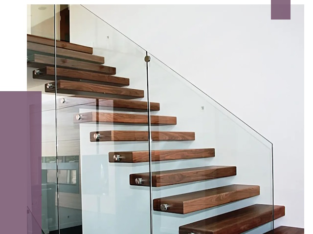 Стеклянные перила для лестницы в Бердске от 15097 руб.