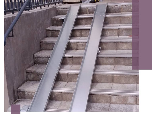 Демонтаж откидных пандусов профессионально в Бердске