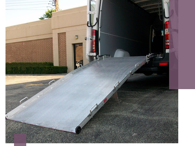 Мобильные пандусы в Бердске — производство, монтаж и аренда