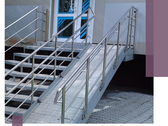 Пандус на крыльцо под ключ в Бердске: монтаж и изготовление