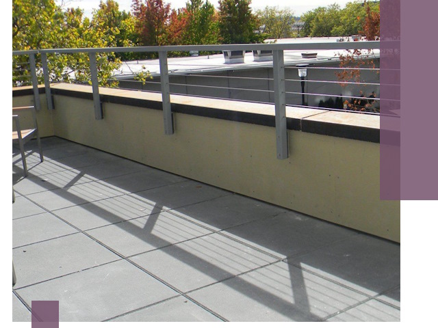 Металлические парапеты под ключ в Бердске: монтаж и изготовление