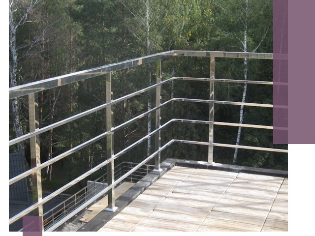 Парапеты из нержавеющей стали в Бердске — изготовление и монтаж