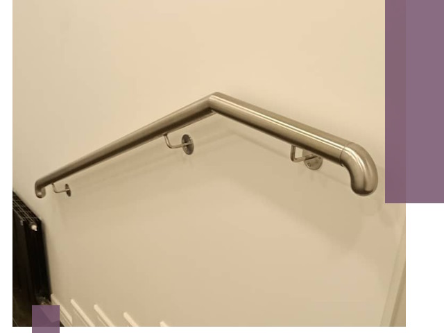 Изготовление пристенных поручней в Бердске под ключ за сроки